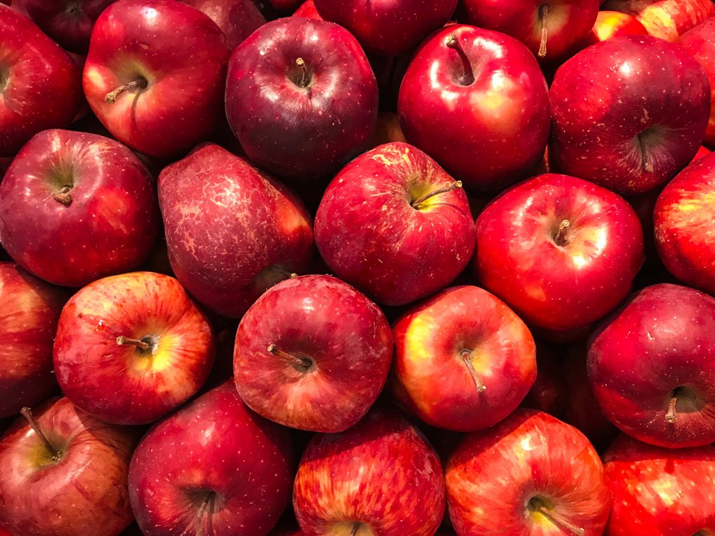 Таможенное оформление яблок